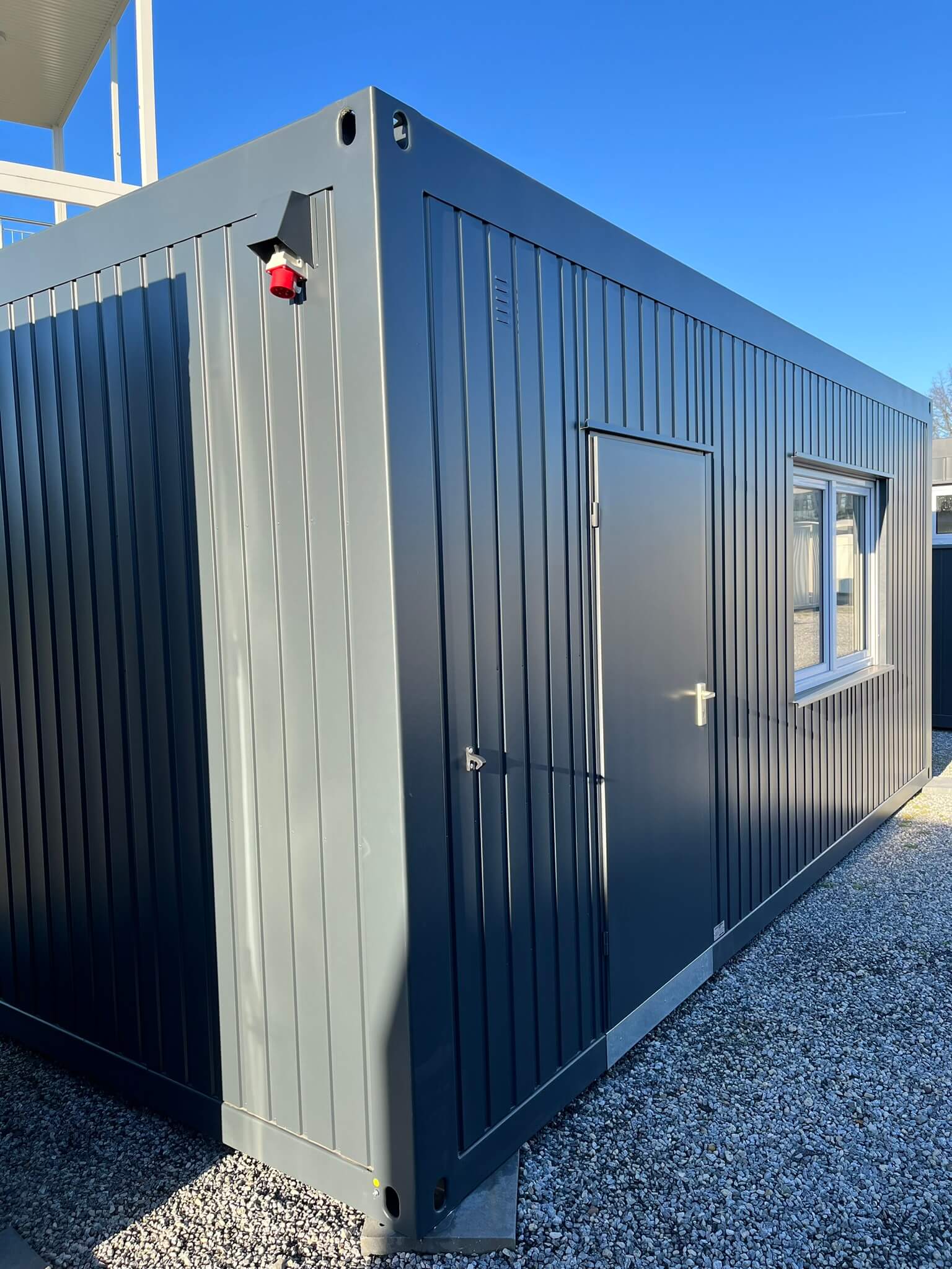 CONTAINER WITH TWO WINDOWS 18 - Image 2