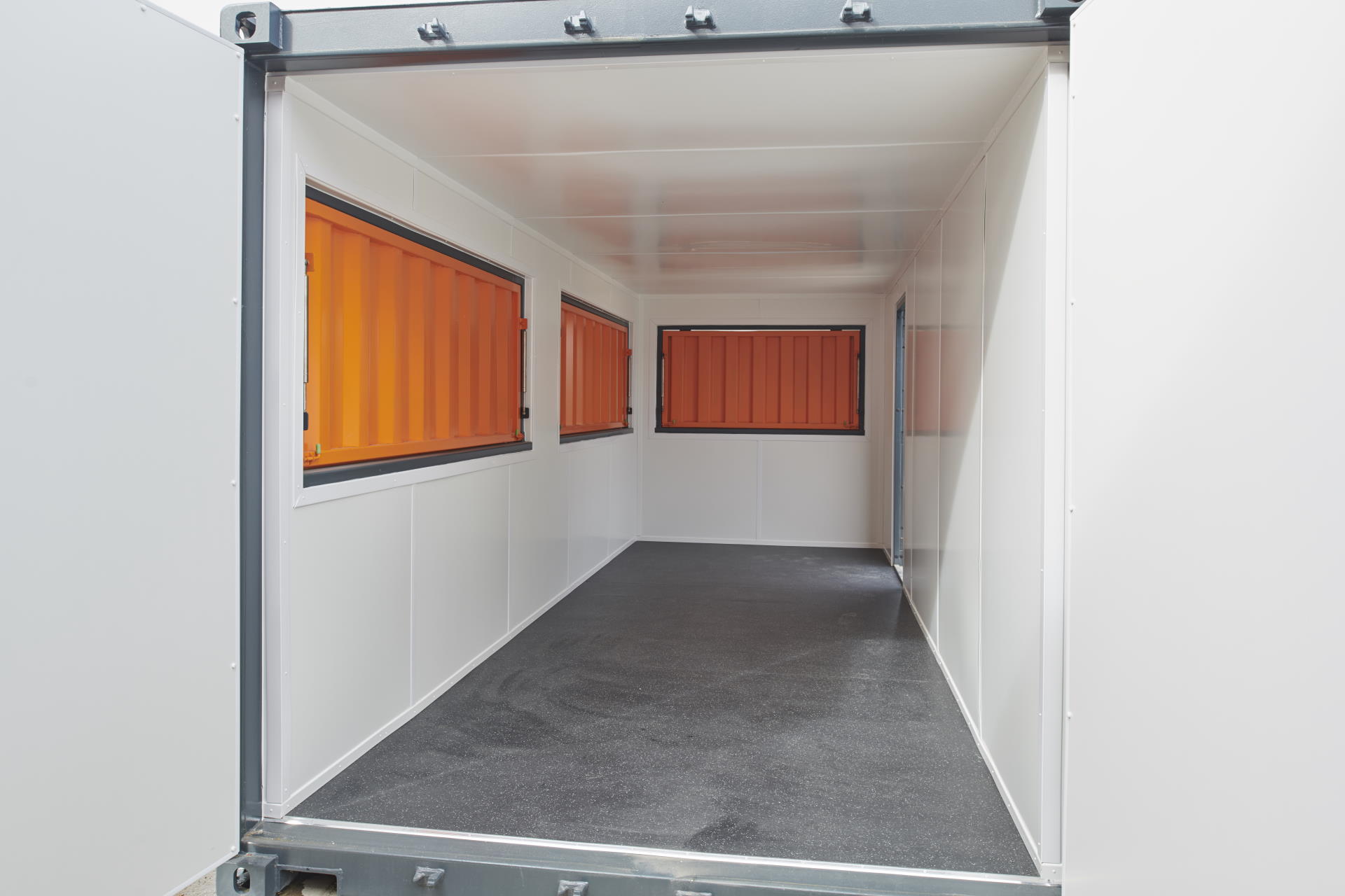 SHIPPING-CONTAINER-CAFE
